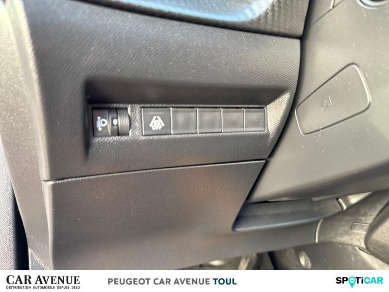 Occasion PEUGEOT 2008 e-2008 136ch Active Business 2020 Rouge Elixir (S) 15790 € à Toul