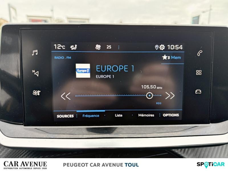 Occasion PEUGEOT 208 1.2 PureTech 100ch S&S Allure 2021 Jaune Faro 12249 € à Toul