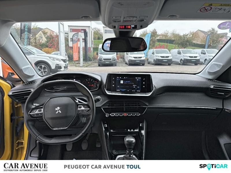 Occasion PEUGEOT 208 1.2 PureTech 100ch S&S Allure 2021 Jaune Faro 12249 € à Toul