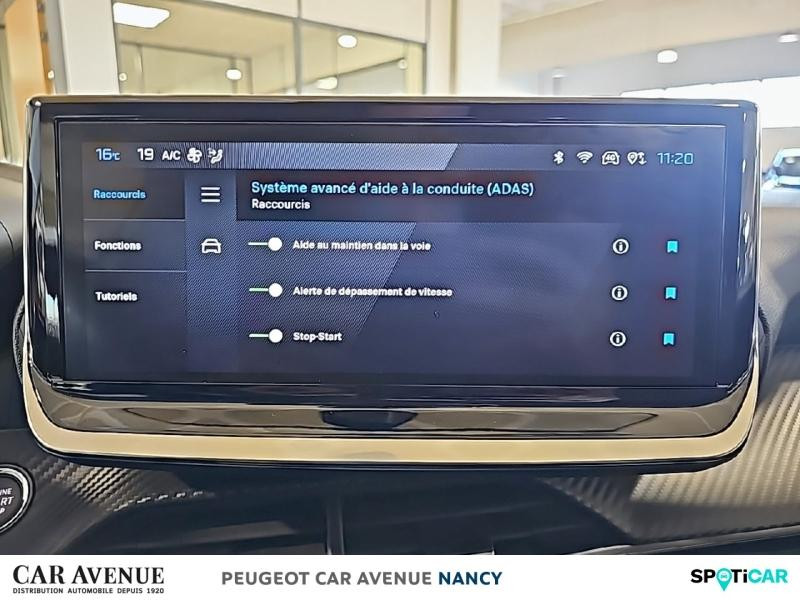 Occasion PEUGEOT 208 1.2 Hybrid 100ch Allure e-DCS6 2024 Jaune 20800 € à Toul