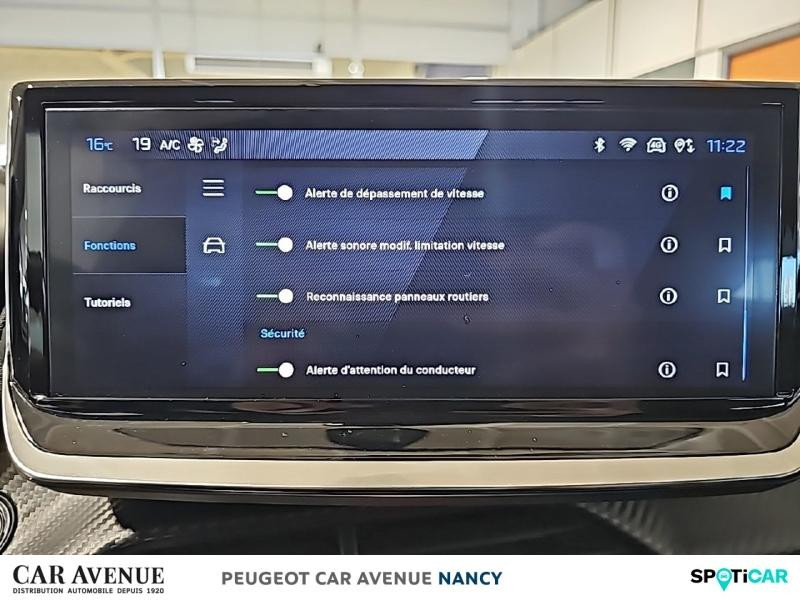 Occasion PEUGEOT 208 1.2 Hybrid 100ch Allure e-DCS6 2024 Jaune 20800 € à Toul