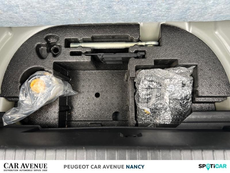 Occasion PEUGEOT 208 e-208 136ch Style 2021 Gris Artense (M) 13990 € à Toul