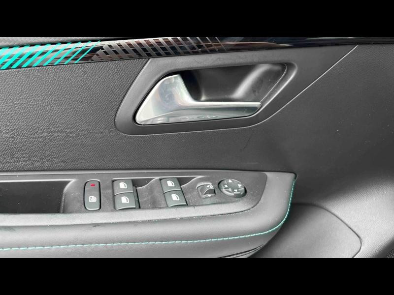 Occasion PEUGEOT 208 e-208 136ch Allure 2023 Blanc Banquise (O) 21622 € à Toul