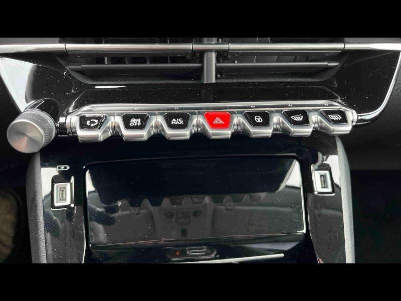 Occasion PEUGEOT 208 e-208 136ch Allure 2023 Blanc Banquise (O) 21622 € à Toul