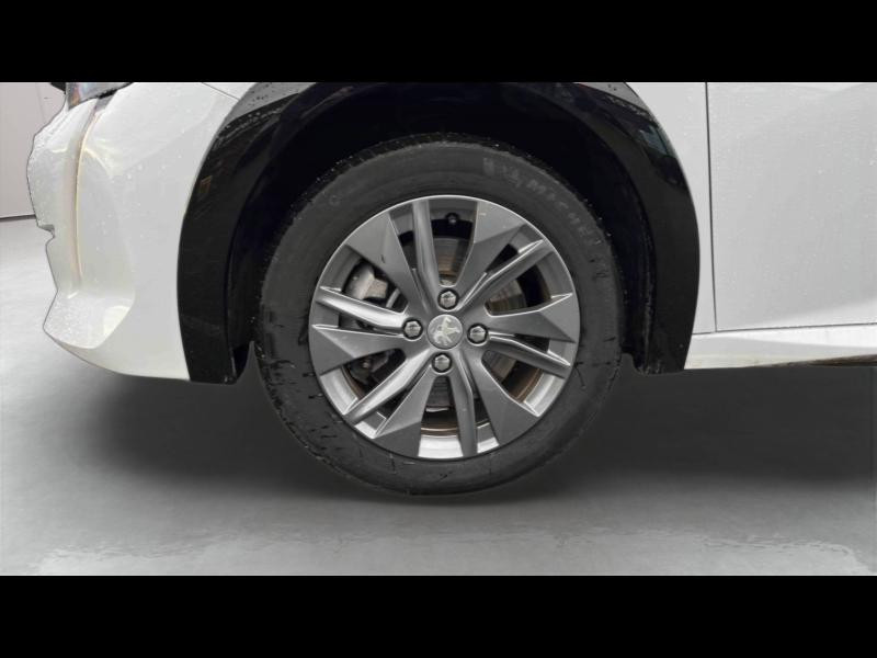 Occasion PEUGEOT 208 e-208 136ch Allure 2023 Blanc Banquise (O) 21622 € à Toul