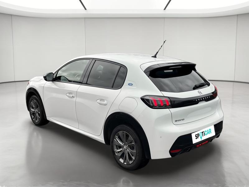 Occasion PEUGEOT 208 e-208 136ch Allure 2023 Blanc Banquise (O) 21622 € à Toul