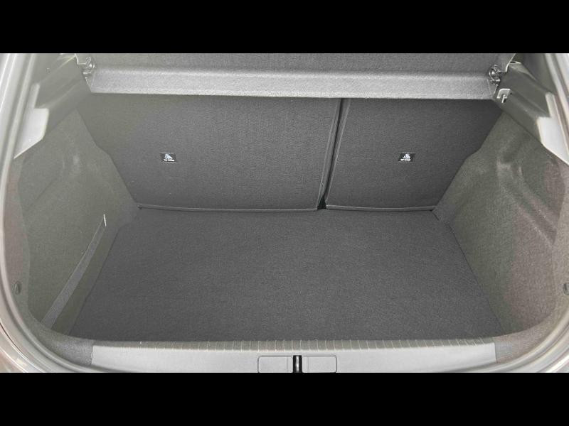 Occasion PEUGEOT 208 1.2 PureTech 100ch S&S Style EAT8 2023 Gris Platinium (M) 16227 € à Toul