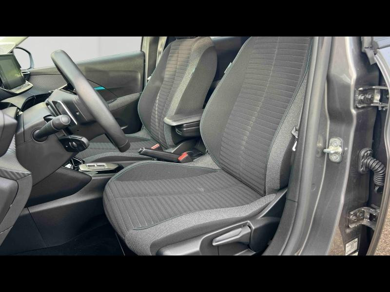 Occasion PEUGEOT 208 1.2 PureTech 100ch S&S Style EAT8 2023 Gris Platinium (M) 16227 € à Toul