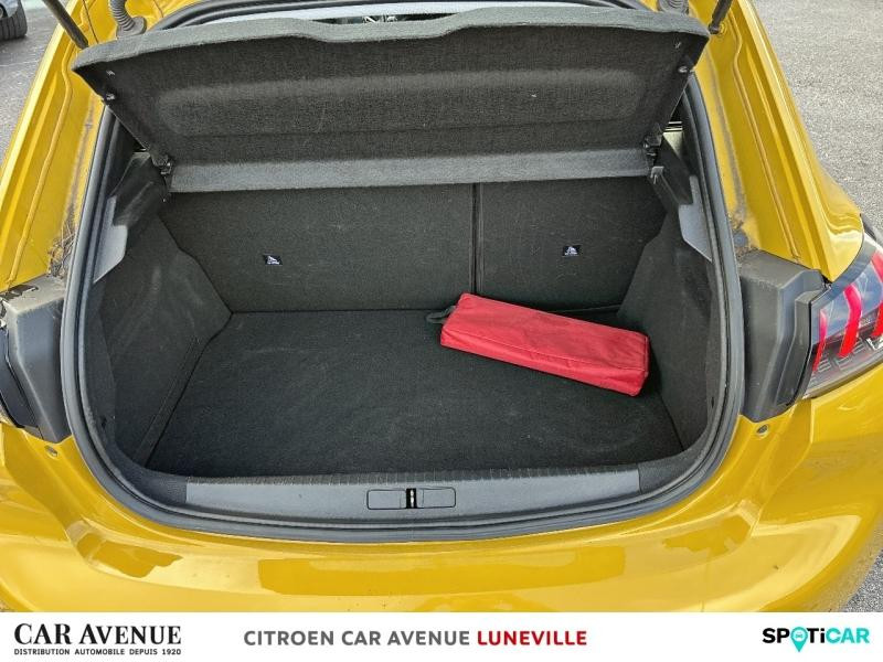 Occasion PEUGEOT 208 1.2 PureTech 100ch S&S Allure 2020 Jaune Faro 12352 € à Toul