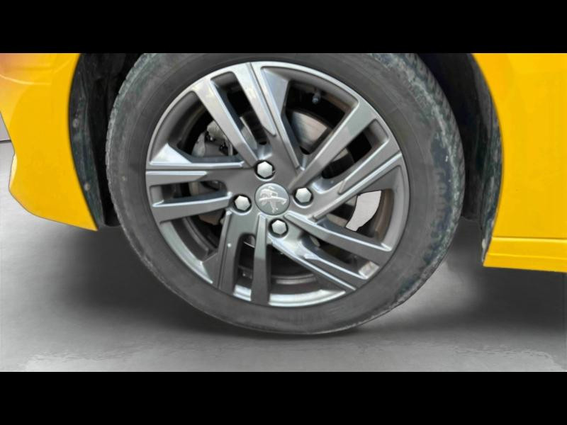 Occasion PEUGEOT 208 1.2 PureTech 100ch S&S Style 2022 Jaune 14114 € à Toul
