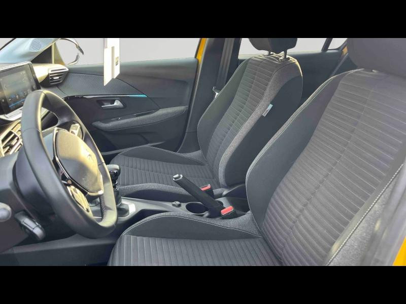 Occasion PEUGEOT 208 1.2 PureTech 100ch S&S Style 2022 Jaune 14114 € à Toul