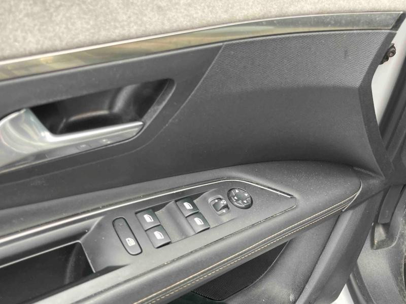 Occasion PEUGEOT 3008 HYBRID4 300ch GT e-EAT8 2020 Blanc Nacré (S) 19947 € à Toul