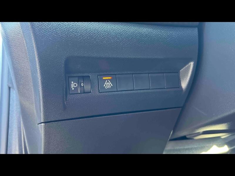 Used PEUGEOT 208 1.2 PureTech 100ch S&S Style 2021 Gris Artense (M) € 14327 in Toul