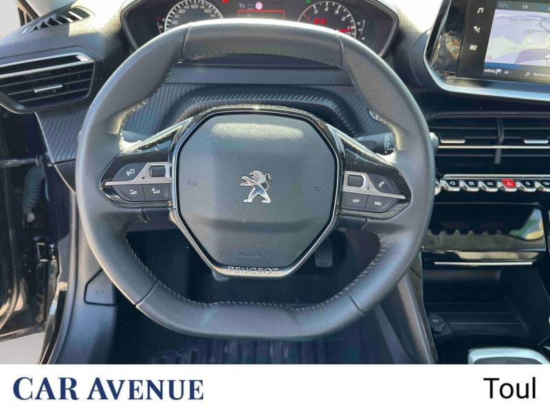 Occasion PEUGEOT 208 1.2 PureTech 100ch S&S Allure 118g 2021 Noir Perla Nera (M) 12658 € à Toul
