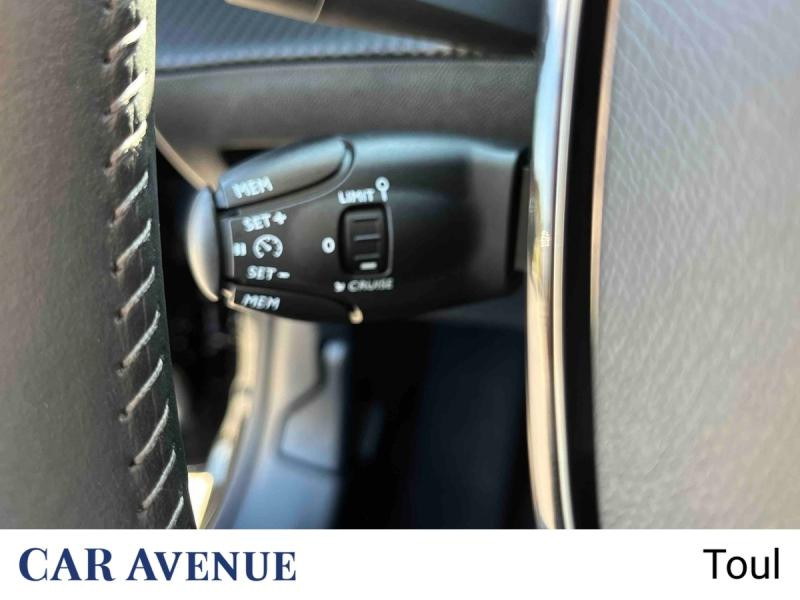 Occasion PEUGEOT 208 1.2 PureTech 100ch S&S Allure 118g 2021 Noir Perla Nera (M) 12658 € à Toul