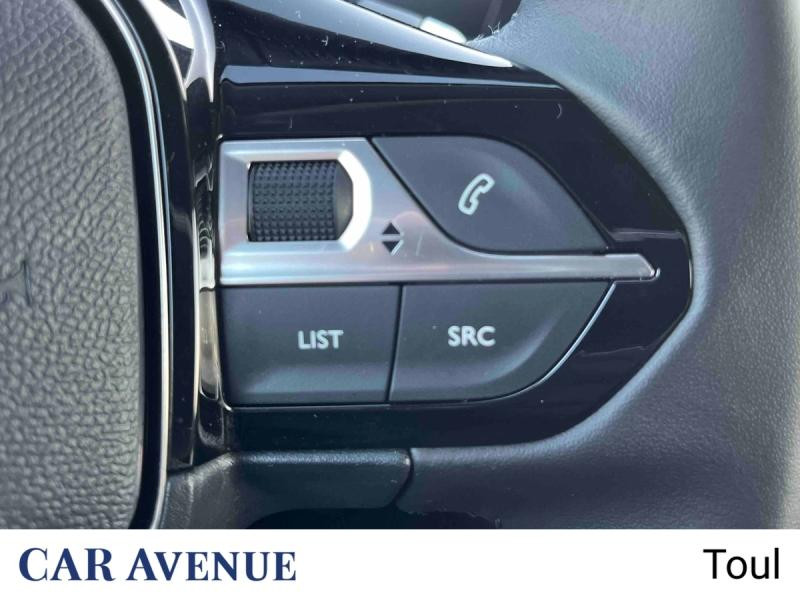 Occasion PEUGEOT 208 1.2 Hybrid 100ch Allure e-DCS6 2024 Rouge Elixir (V) 19891 € à Toul