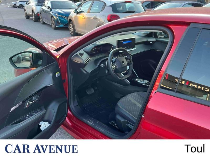 Occasion PEUGEOT 208 1.2 Hybrid 100ch Allure e-DCS6 2024 Rouge Elixir (V) 19891 € à Toul