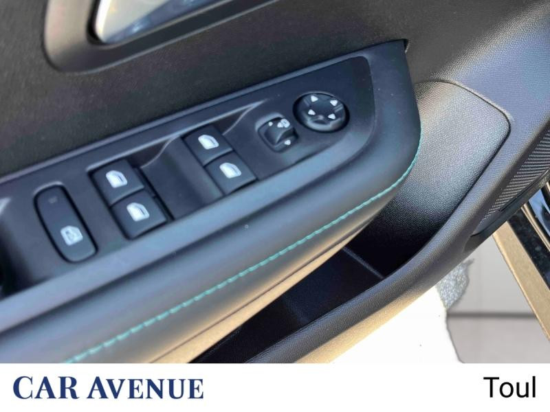 Occasion PEUGEOT 208 1.2 PureTech 100ch S&S Allure 118g 2021 Noir Perla Nera (M) 12658 € à Toul