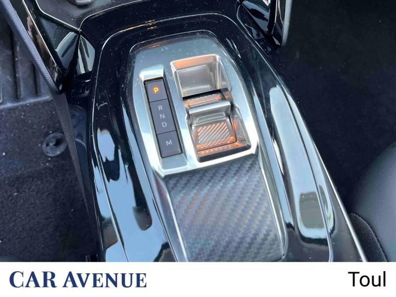 Occasion PEUGEOT 208 1.2 Hybrid 100ch Allure e-DCS6 2024 Rouge Elixir (V) 19891 € à Toul