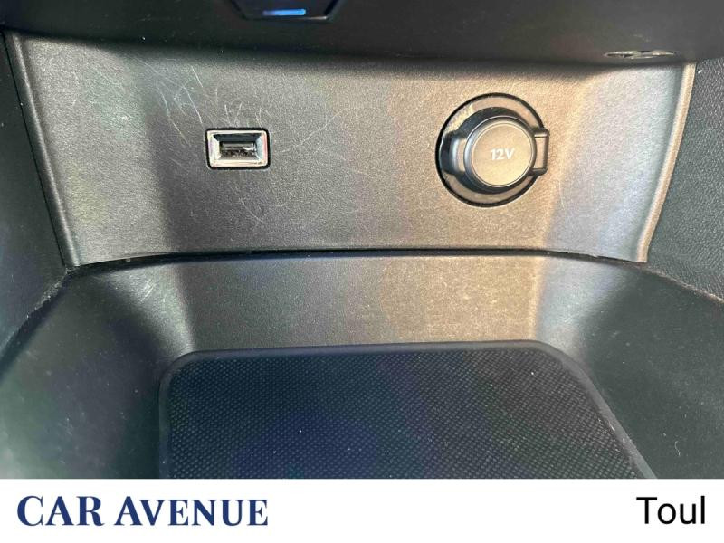 Used PEUGEOT 3008 1.2 PureTech 130ch S&S Active Pack 2024 Gris Artense (M) € 19549 in Toul