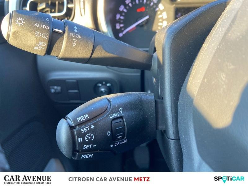 Occasion CITROEN C3 1.2 PureTech 110ch S&S Shine Pack 121-122g 2022 Blanc Banquise (O) 13990 € à Metz