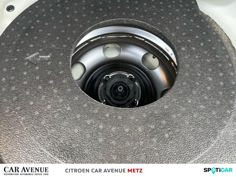 Used CITROEN C3 1.5 BlueHDi 100ch S&S Shine Business E6.d 2021 Blanc Banquise (O) - Bleu Emeraude € 12990 in Metz