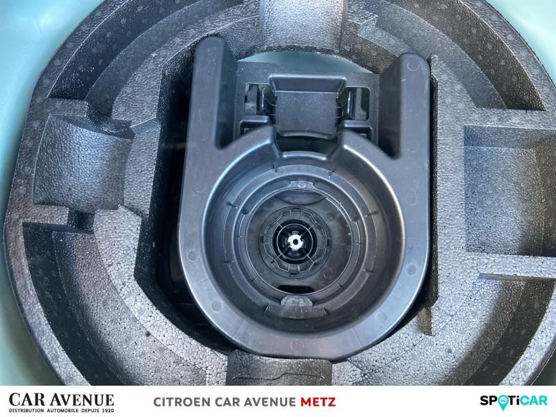 Used CITROEN C3 1.2 PureTech 83ch S&S Feel Pack 2022 Spring Blue (M) - Noir Onyx € 11980 in Metz