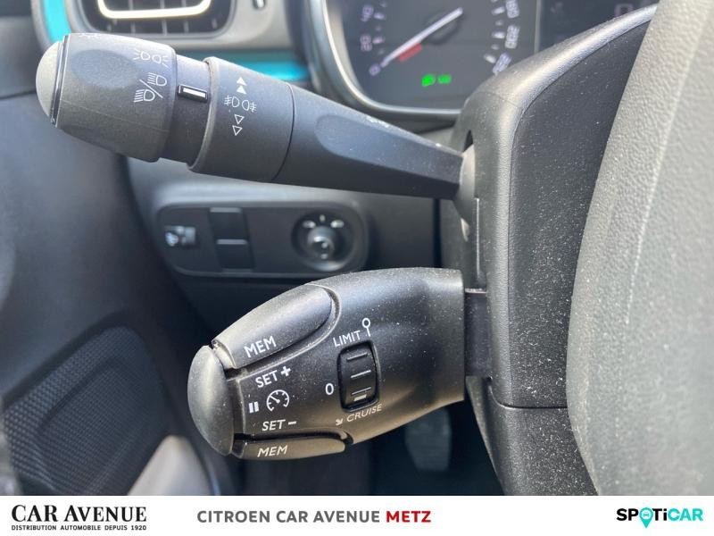 Used CITROEN C3 1.2 PureTech 83ch S&S Feel Pack 2022 Spring Blue (M) - Noir Onyx € 11980 in Metz