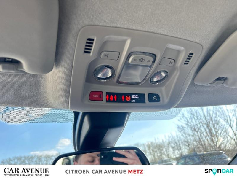 Occasion CITROEN C3 1.5 BlueHDi 100ch S&S Shine Business E6.d 2021 Blanc Banquise (O) - Rouge Aden 11890 € à Metz