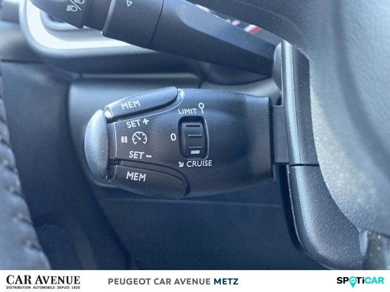 Used CITROEN C3 1.2 PureTech 110ch S&S Shine Business EAT6 132-133g 2021 Blanc Banquise (O) - Rouge Aden € 14489 in Metz