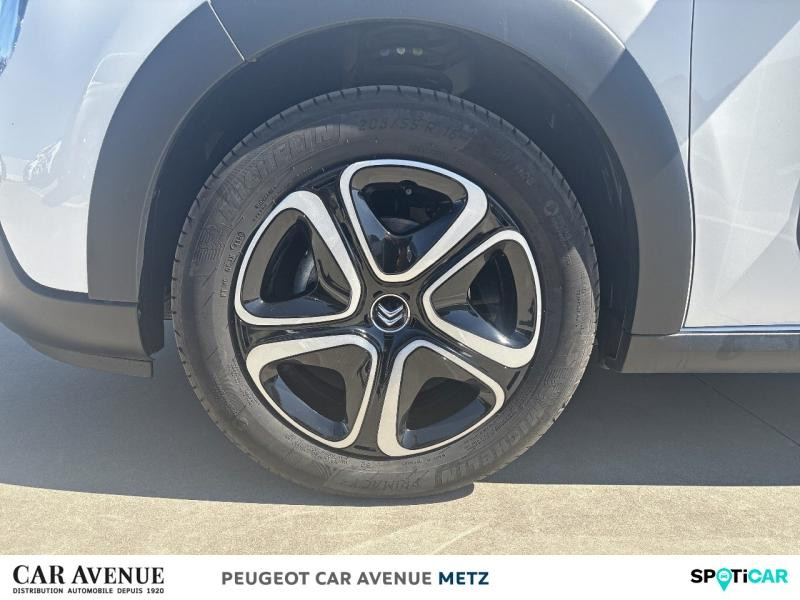 Used CITROEN C3 1.2 PureTech 83ch S&S Feel Pack 2021 Blanc Banquise (O) - Noir Onyx € 10990 in Metz