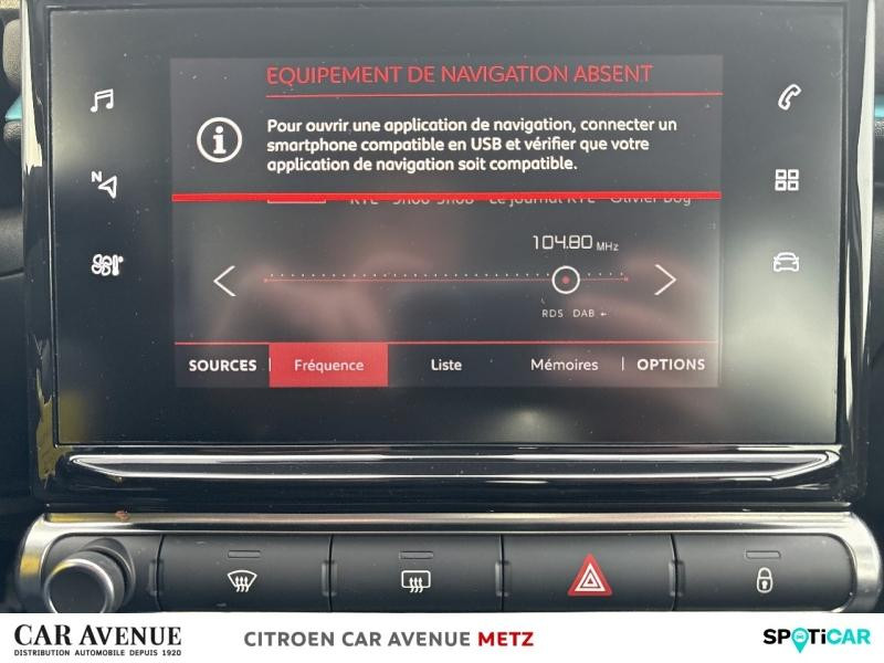 Used CITROEN C3 1.2 PureTech 83ch S&S Feel Pack 2020 Blanc Banquise (O) - Bleu Emeraude € 10890 in Metz