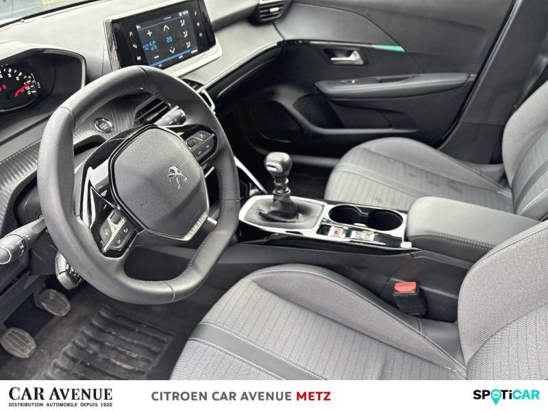 Occasion PEUGEOT 208 1.2 PureTech 100ch S&S Allure 118g 2021 Blanc Banquise (O) 13240 € à Metz