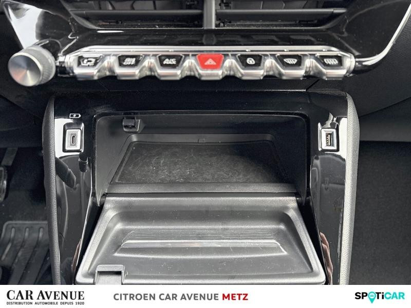 Occasion PEUGEOT 208 1.2 PureTech 100ch S&S Allure 118g 2021 Blanc Banquise (O) 13240 € à Metz