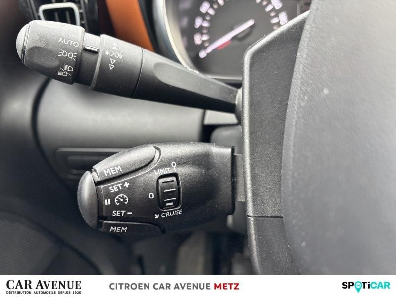 Occasion CITROEN C3 Aircross PureTech 130ch S&S Shine 2017 Natural White (O) 10990 € à Metz