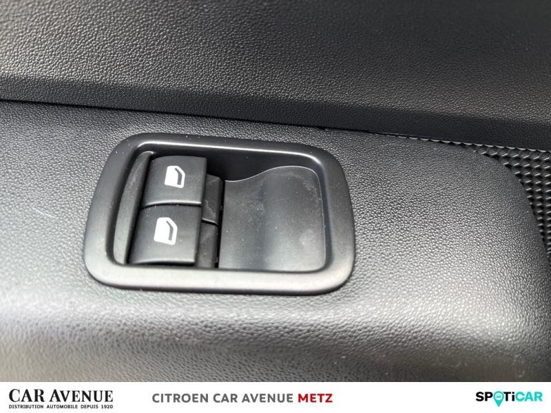 Occasion CITROEN C3 1.2 PureTech 83ch S&S Feel Pack 2021 Blanc Banquise (O) - Noir Onyx 9540 € à Metz