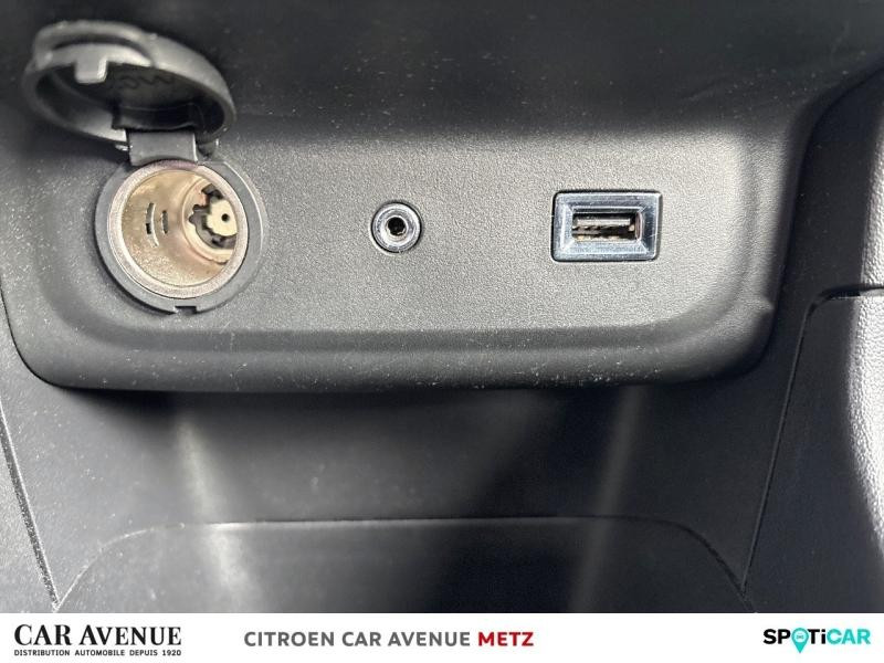 Occasion CITROEN C3 PureTech 82ch Shine 2017 Beige 8850 € à Metz