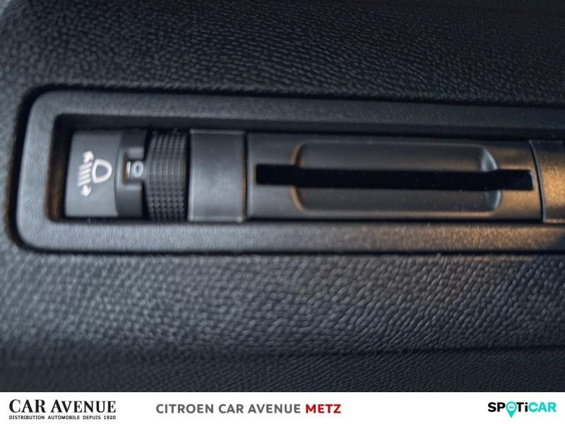 Occasion PEUGEOT 3008 1.2 PureTech 130ch Active S&S EAT8  6cv 2020 Bleu Magnetic (M) 16740 € à Metz