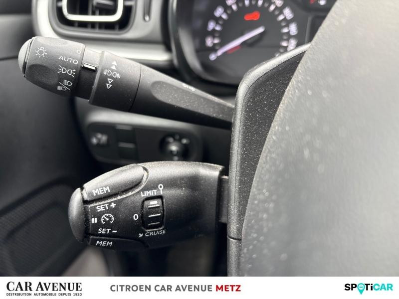 Occasion CITROEN C3 1.2 PureTech 110ch S&S Shine EAT6 2020 Blanc Banquise (O) - Noir Onyx 13290 € à Metz