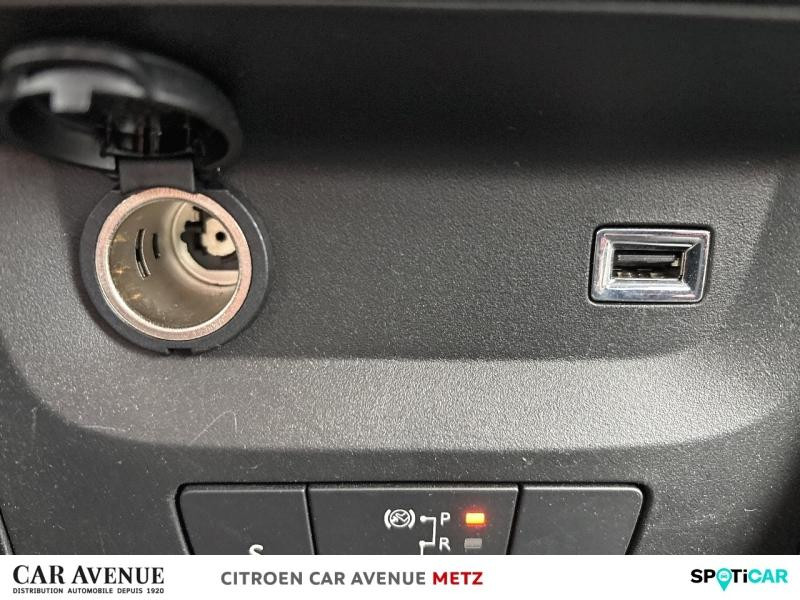 Occasion CITROEN C3 1.2 PureTech 110ch S&S Shine EAT6 2020 Blanc Banquise (O) - Noir Onyx 13290 € à Metz