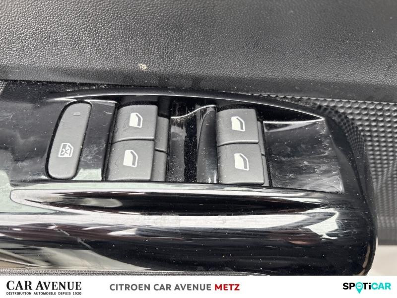 Occasion CITROEN C3 1.2 PureTech 110ch S&S Shine EAT6 2020 Blanc Banquise (O) - Noir Onyx 13290 € à Metz