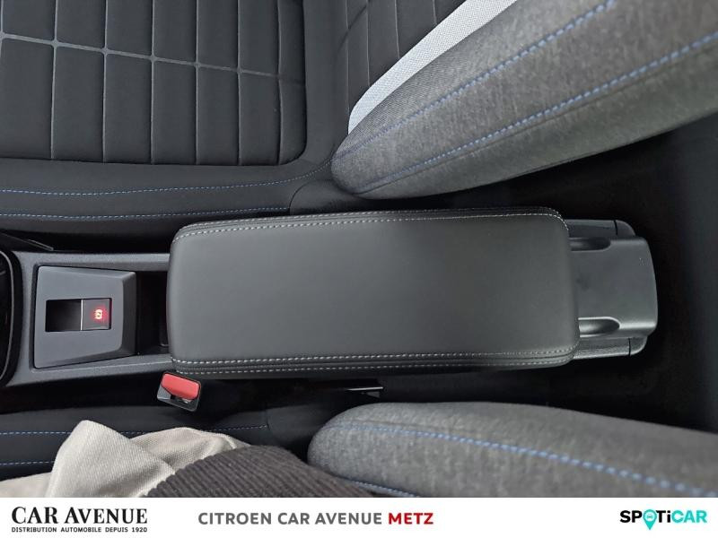 Used CITROEN C3 1.2 Hybride 100ch PLUS 2025 Blanc Banquise (O) - Noir Perla Nera € 21570 in Metz