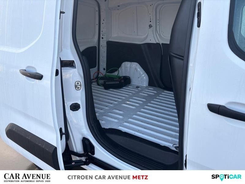 Used CITROEN Berlingo Van M 800kg 100 kW Batterie 50 kWh Driver 2022 Mistral grey € 18640 in Metz