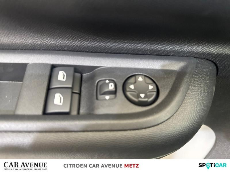 Occasion CITROEN C3 Aircross 1.2 Turbo 100ch YOU 2025 Vert Montana (M) + Blanc Opale 20600 € à Metz