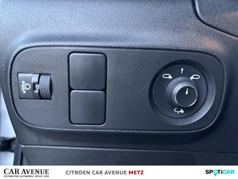 Occasion CITROEN C3 1.2 PureTech 83ch S&S Feel Pack 2021 Blanc Banquise (O) 10740 € à Metz