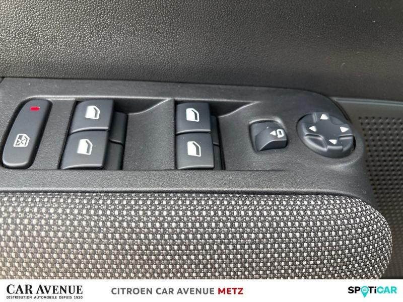 Occasion CITROEN C3 Aircross PureTech 110ch S&S Shine E6.d 6cv 2020 Natural White (O) - Perla Nera 10790 € à Metz