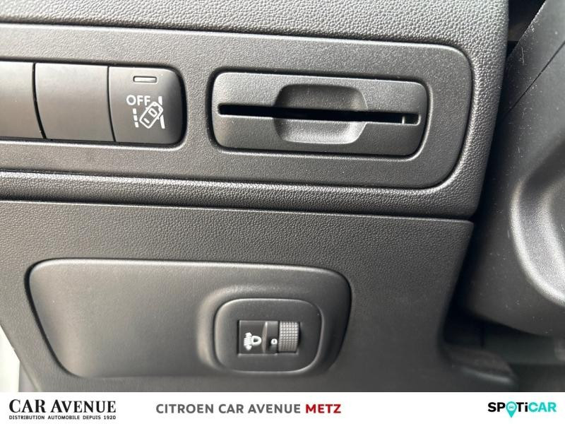 Occasion CITROEN C3 Aircross PureTech 130ch S&S Shine 2017 Natural White (O) 10490 € à Metz