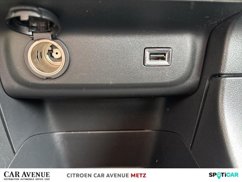 Occasion CITROEN C3 1.2 PureTech 83ch S&S Feel Pack 2021 Blanc Banquise (O) - Noir Onyx 9240 € à Metz