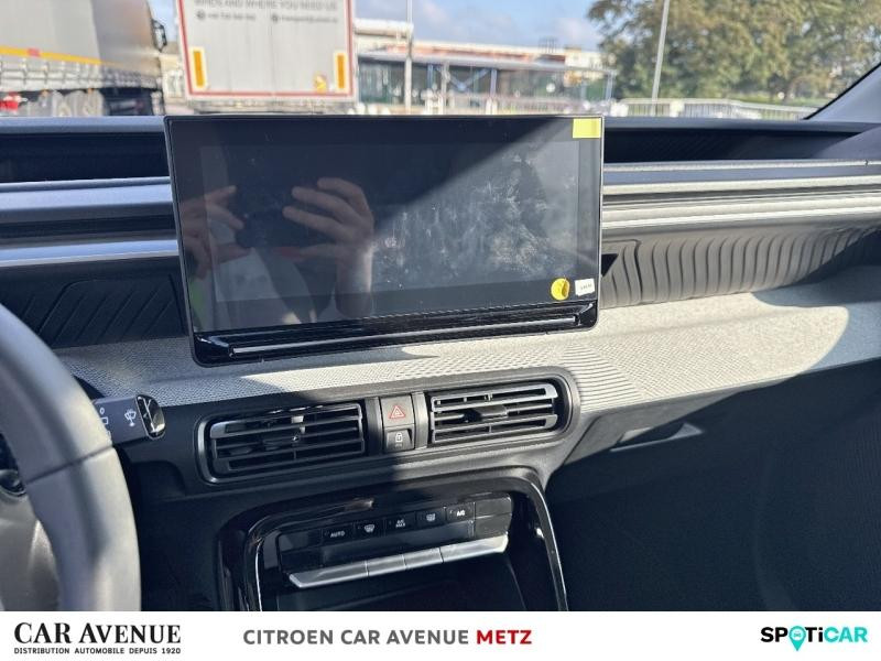 Used CITROEN C3 Aircross Electrique 113ch autonomie confort MAX 2025 Vert Montana (M) + Blanc Opale € 30500 in Metz