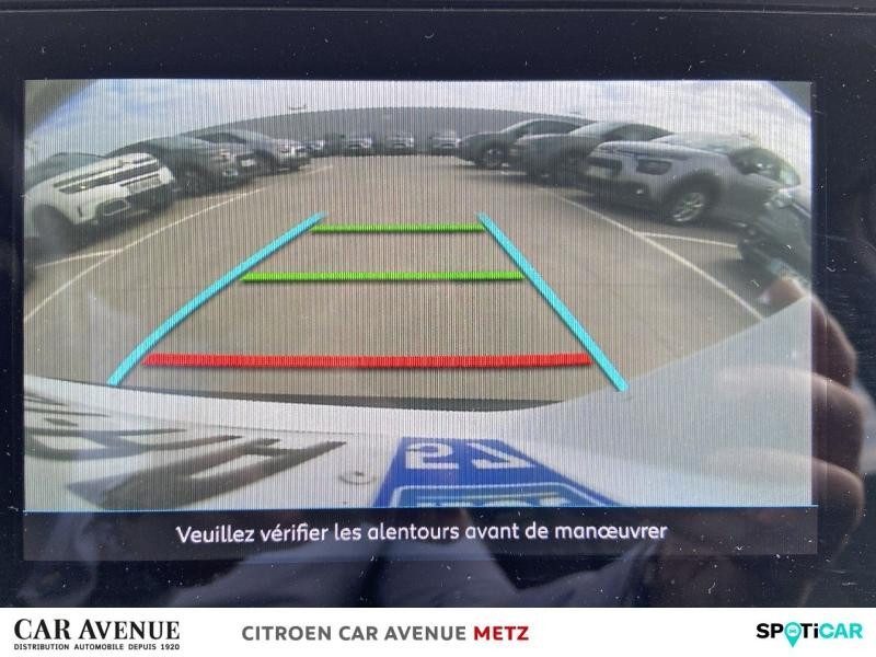 Used CITROEN C3 1.2 PureTech 110ch S&S Shine Pack  EAT6 2021 Blanc Banquise (O) - Bleu Emeraude € 12890 in Metz